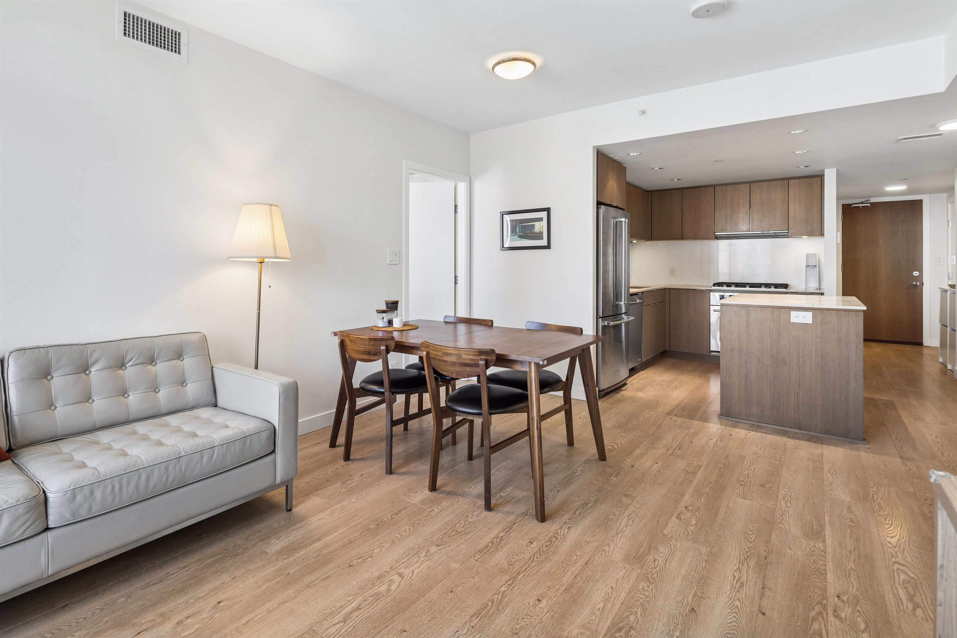 Additional image 3 of 1209-111 1st Avenue E, Vancouver, BC, V6A 0E9