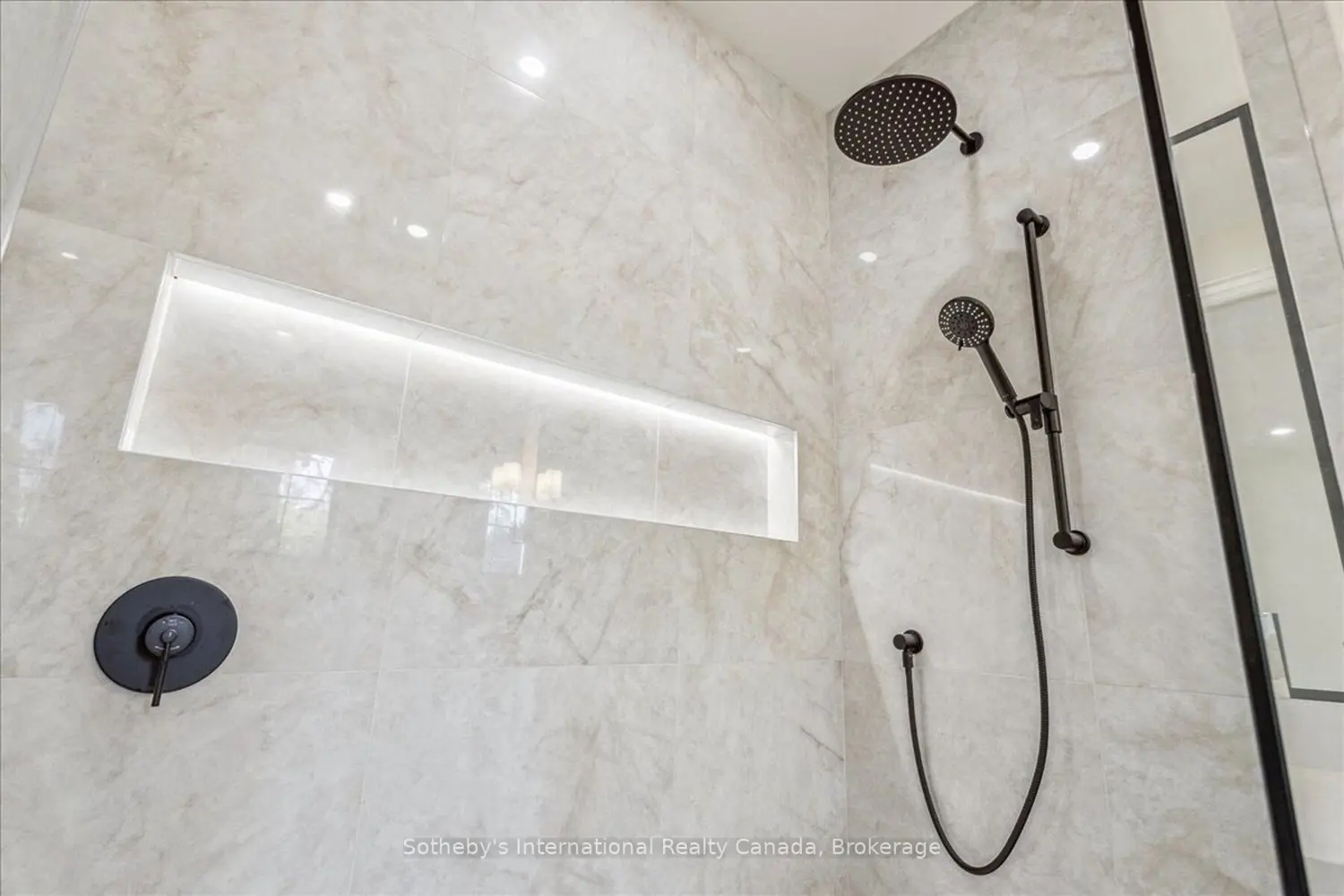 Additional image 11 of 152 Chisholm Street