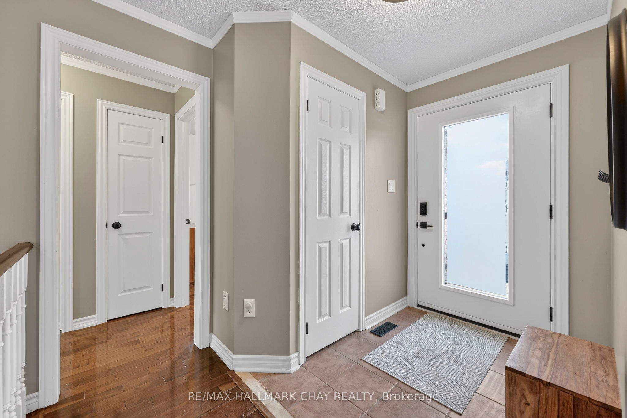 Additional image 2 of 12 Dunnett Drive, Barrie, ON, L4N 0H9