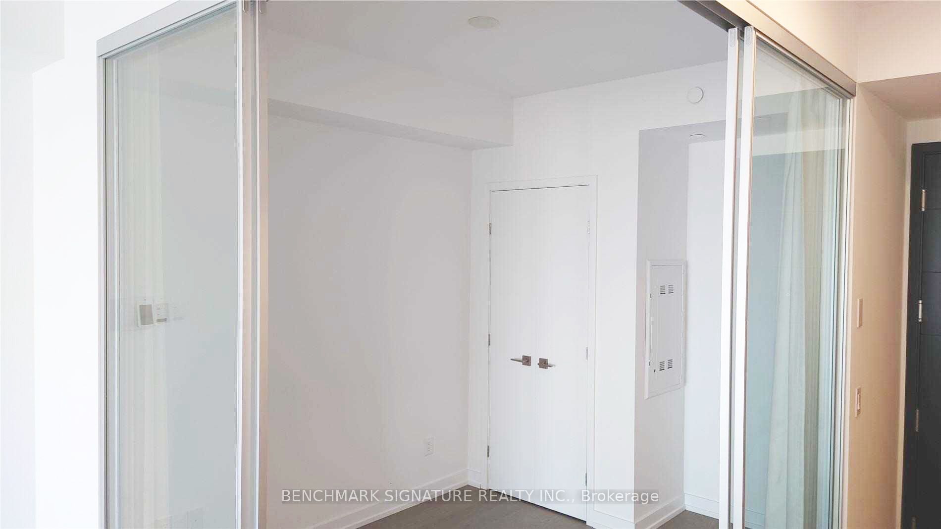 Additional image 4 of 2805-488 University Avenue, Toronto, ON, M5G 0C1