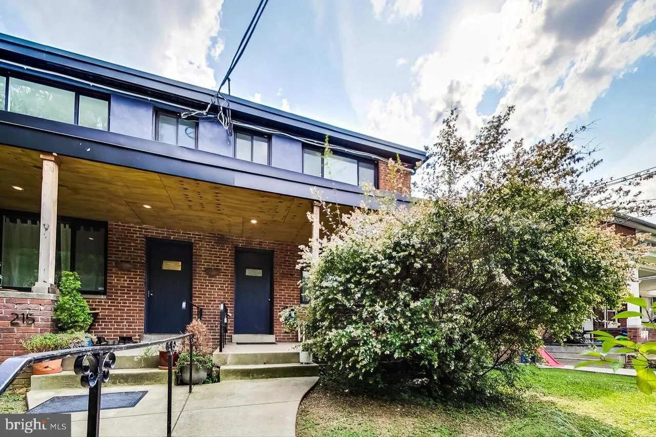 Additional image 21 of 213 Hawaii Avenue NE Unit 1, Washington, DC 20011