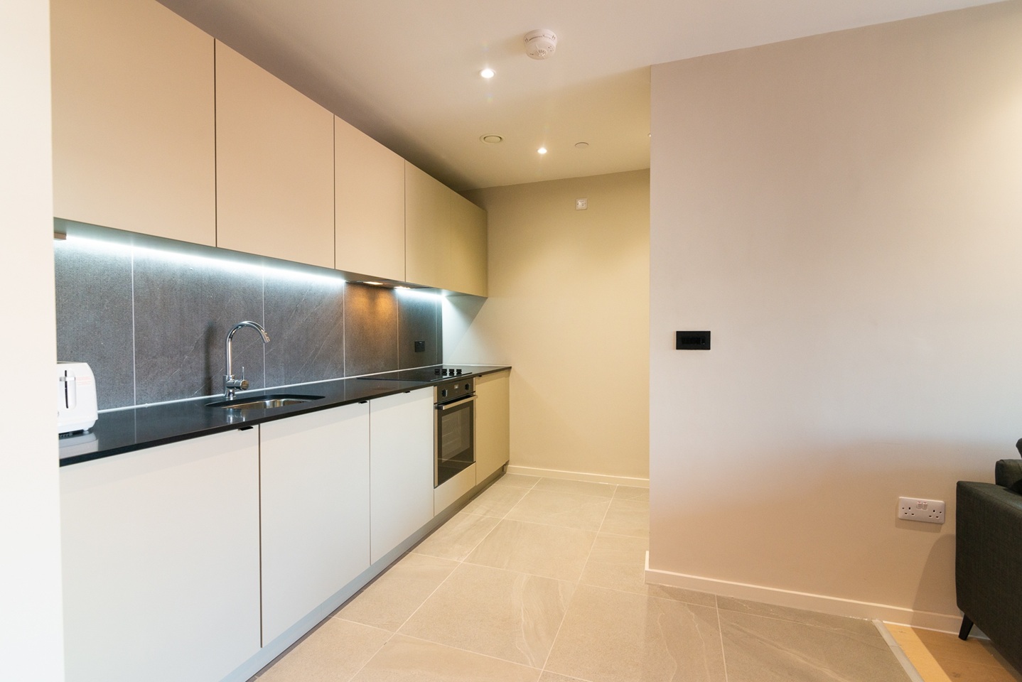 Additional image 7 of 2 Bed Flat, Spinners Way, M15, N1 7GU