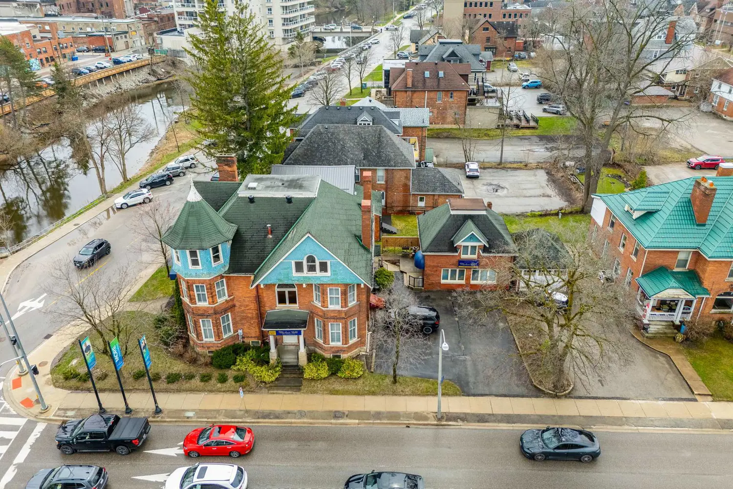 Additional image 19 of 1000 1St Avenue