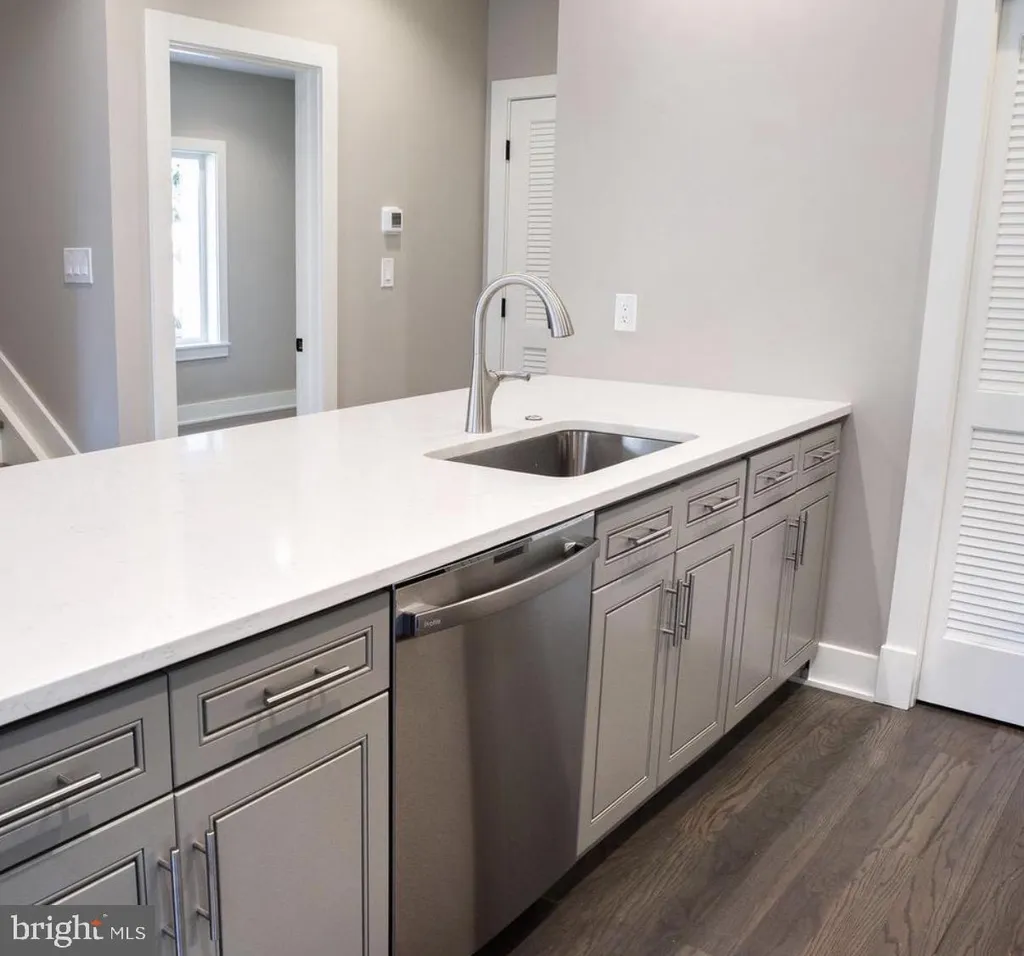 Additional image 6 of 1701 Trinidad Avenue NE Unit 4, Washington, DC 20002