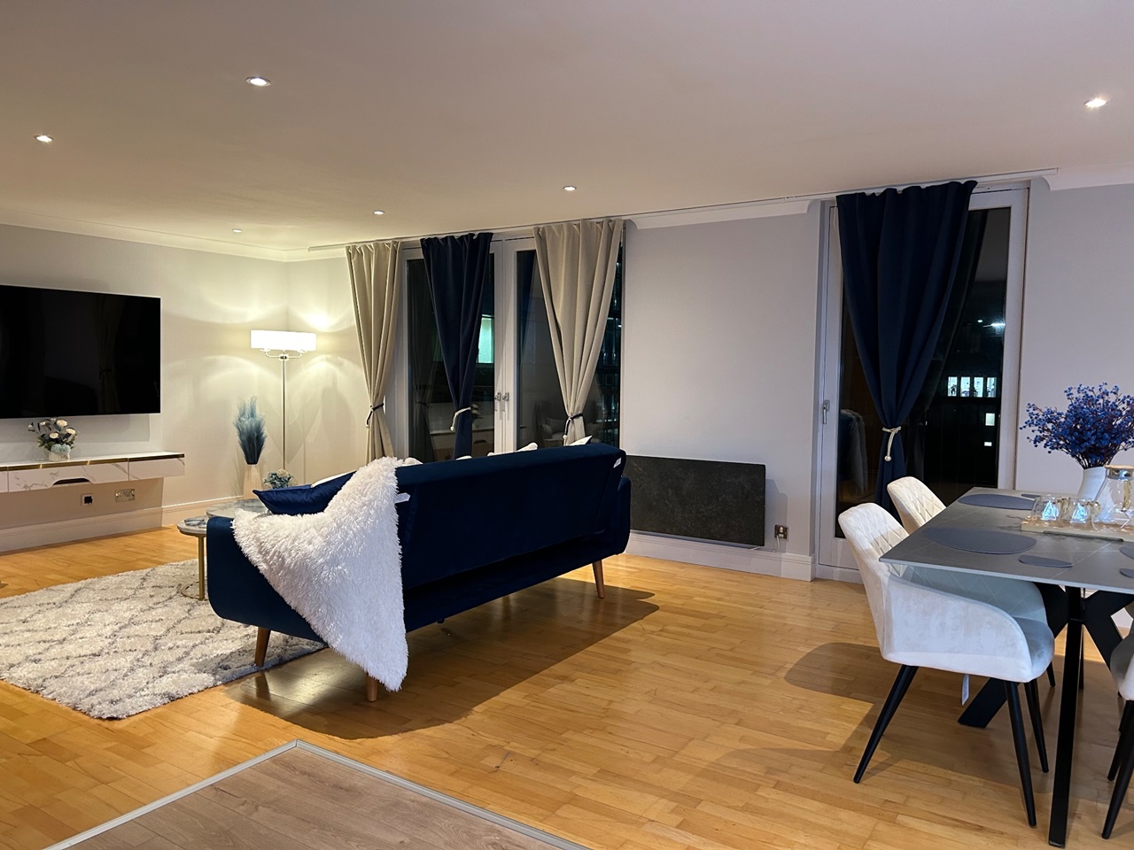 Additional image 2 of 2 Bed Flat, Argyle Street, G2, N1 7GU