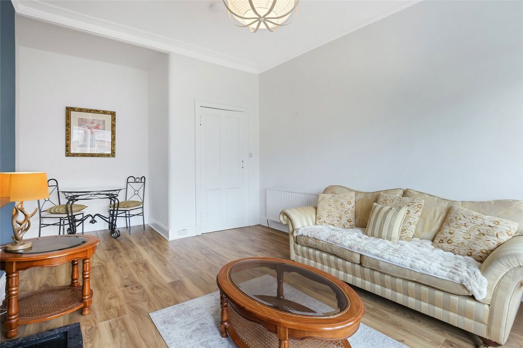 Additional image 4 of 2 bed flat for saleCharles Street, Largs, North Ayrshire KA30