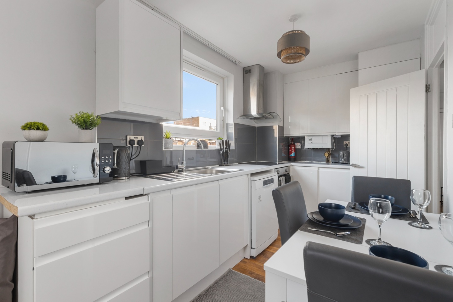 Additional image 17 of 3 Bed Flat, Short Term Let, N1, N1 7GU