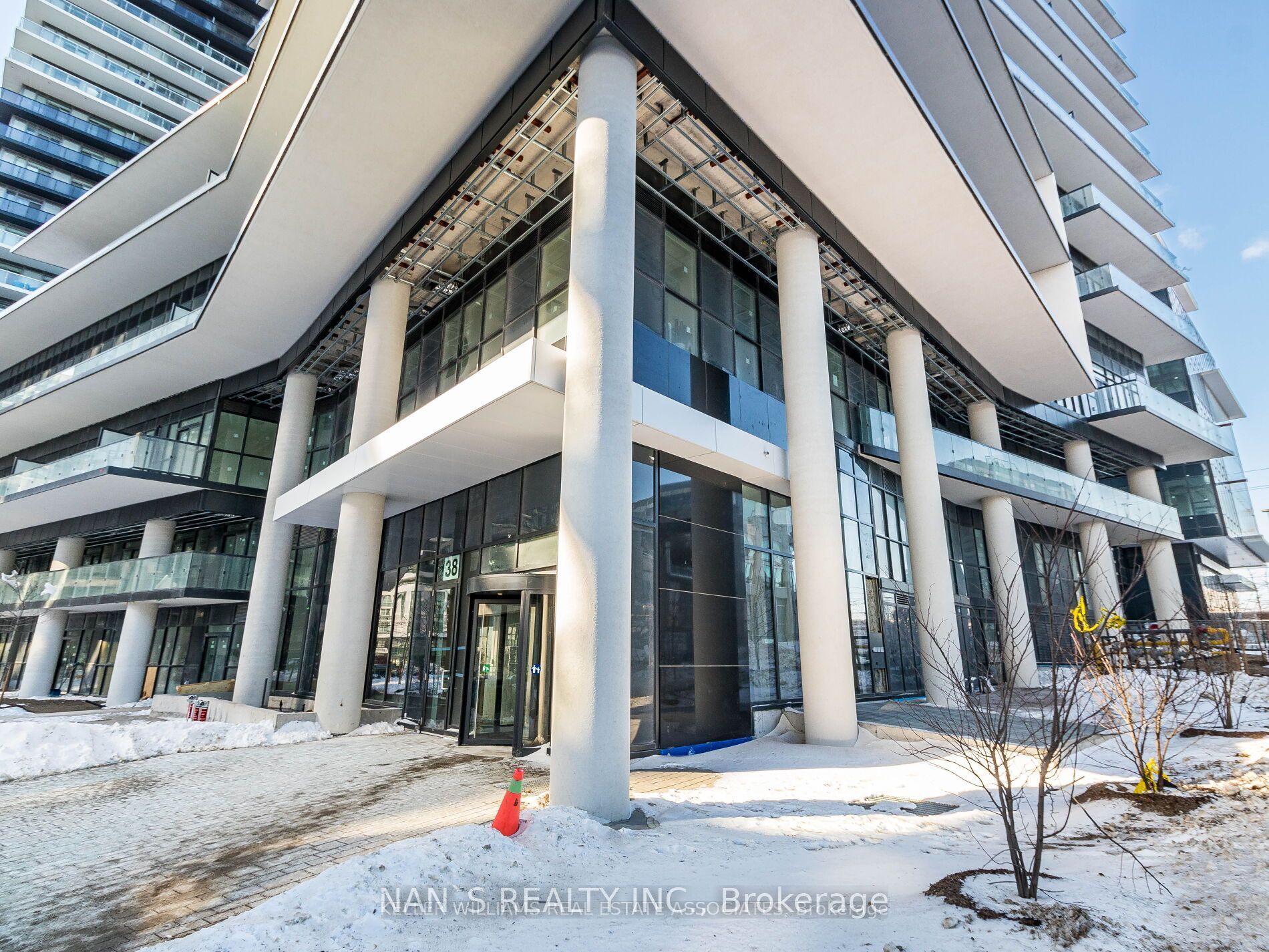 Additional image 2 of 1810-38 Annie Craig Drive, Toronto, ON, M8V 0G9