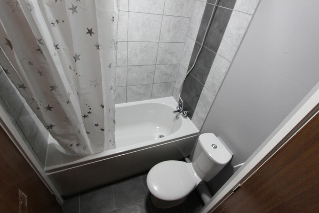 Additional image 5 of Bantams Close, Birmingham