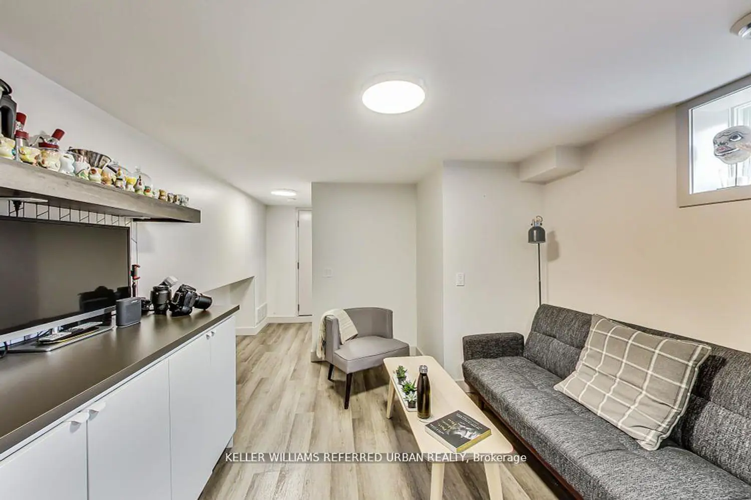 Additional image 15 of 205 Bathurst Street