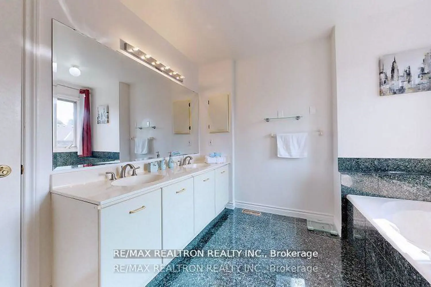 Additional image 6 of 72 Spanhouse Crescent