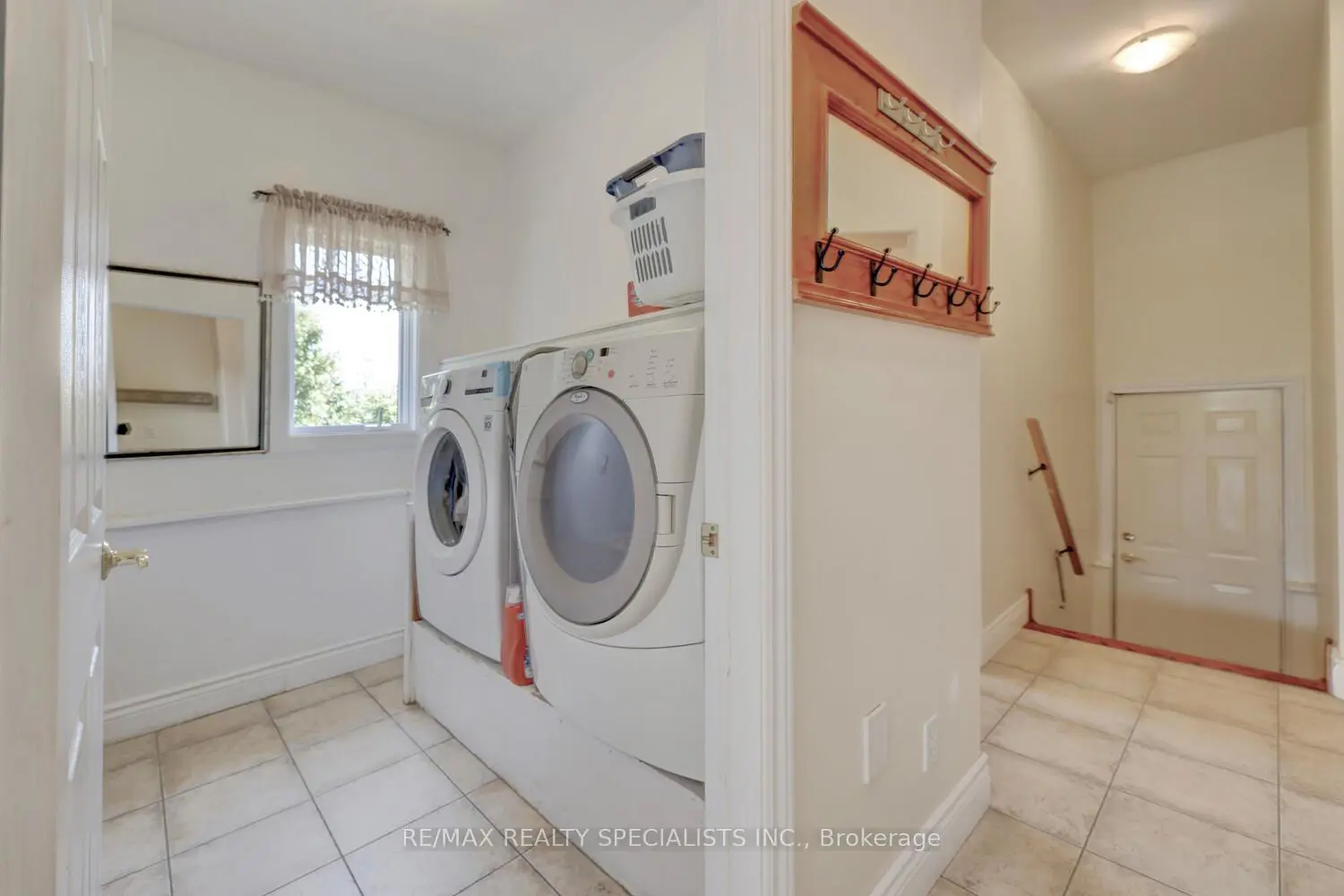 Additional image 7 of 2141 Fowler Lane