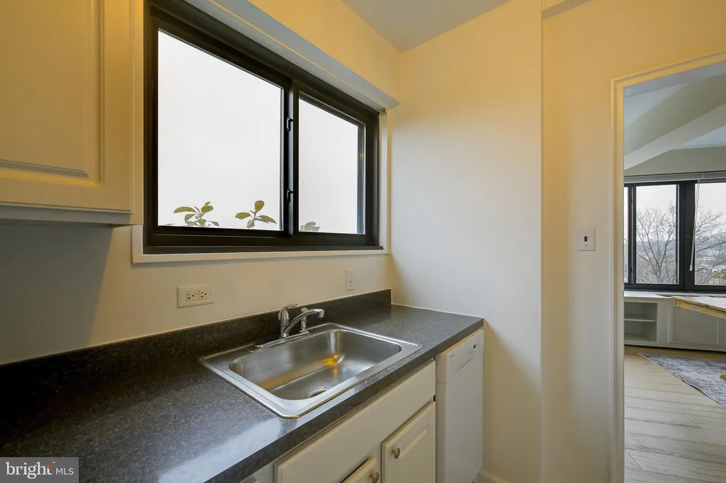 Additional image 16 of 3601 Wisconsin Avenue NW Unit 504, Washington, DC 20016