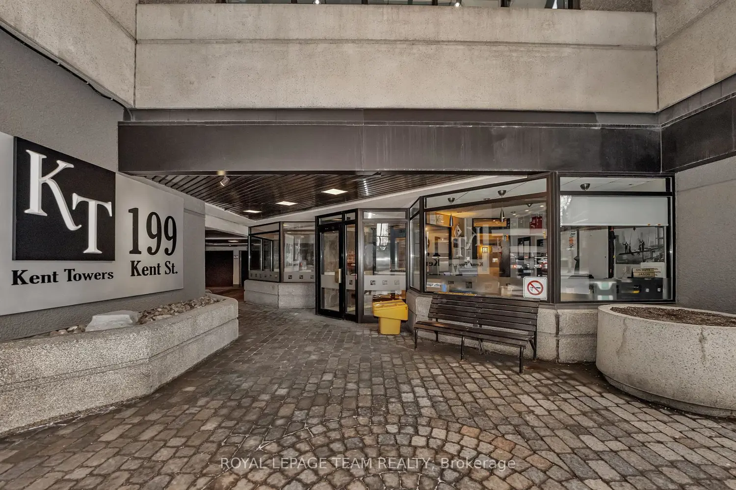 199 Kent Street 1701