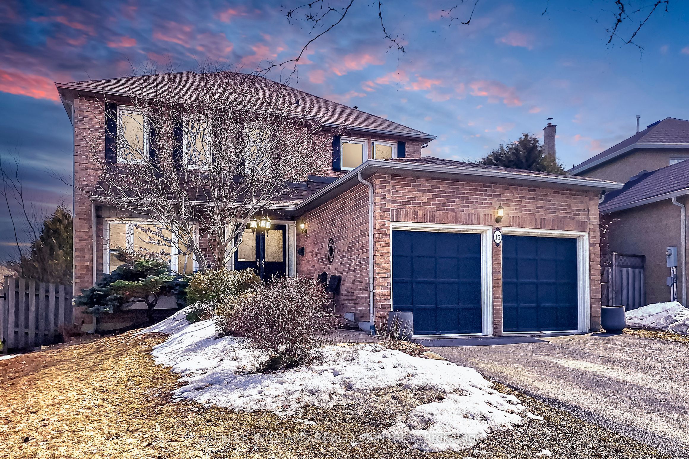 15 Beatty Crescent, Aurora, ON, L4G 5V2