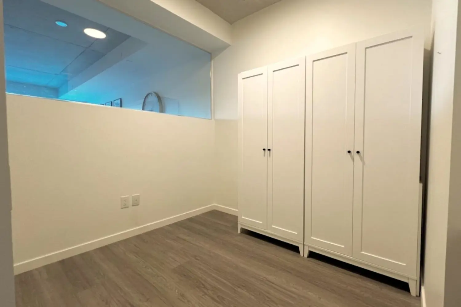 Additional image 5 of 689 The Queensway 321