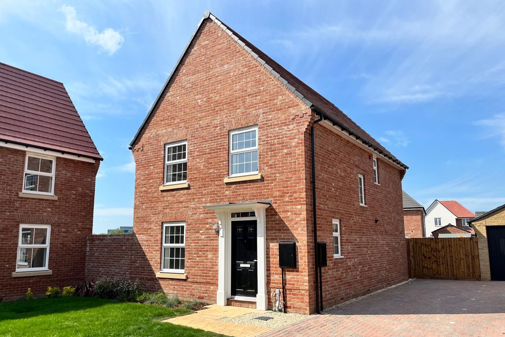 4 bed detached house for sale"The Ingleby" at Sheerness Way, Hampton, Peterborough PE7