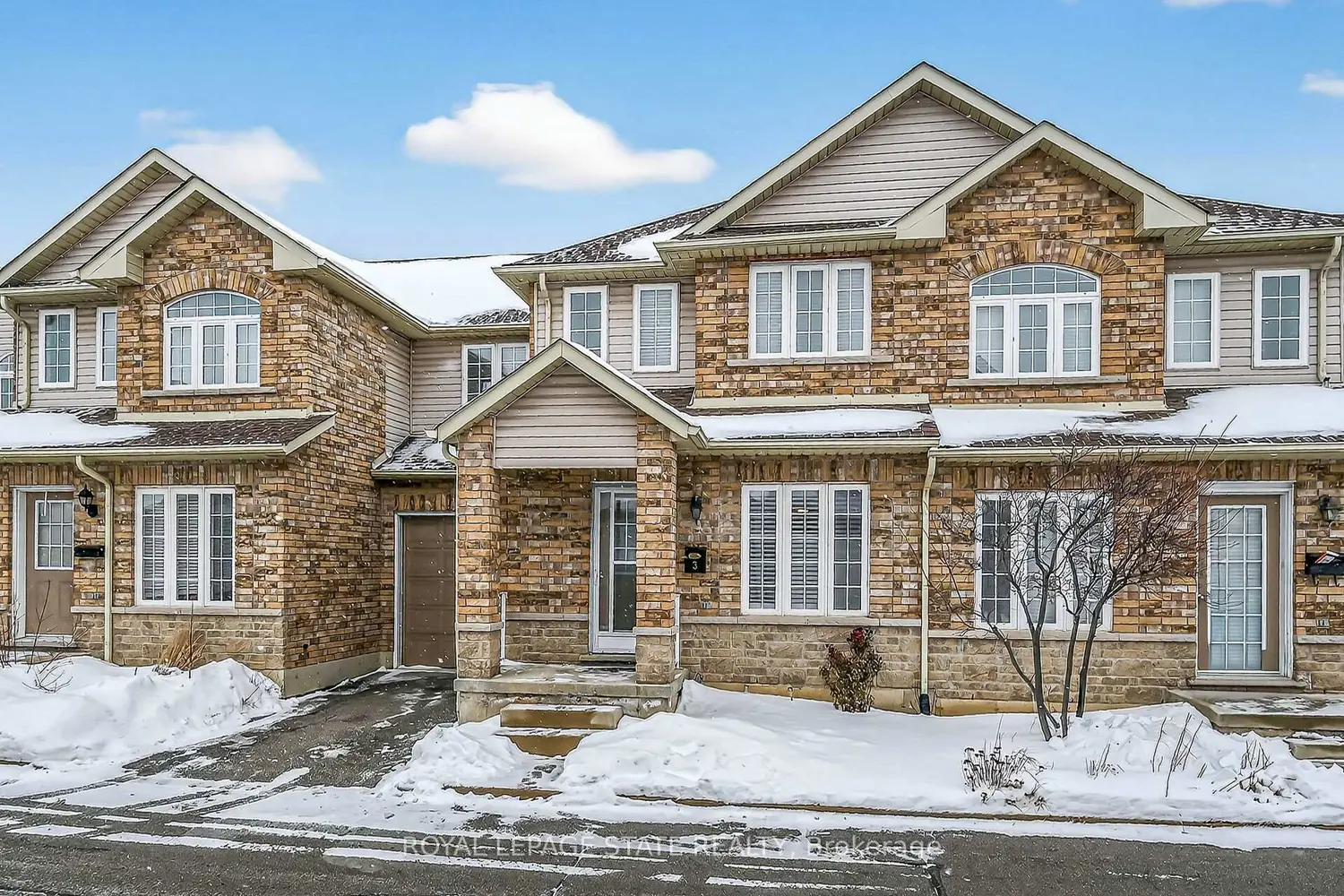 1461 Upper Gage Avenue 3