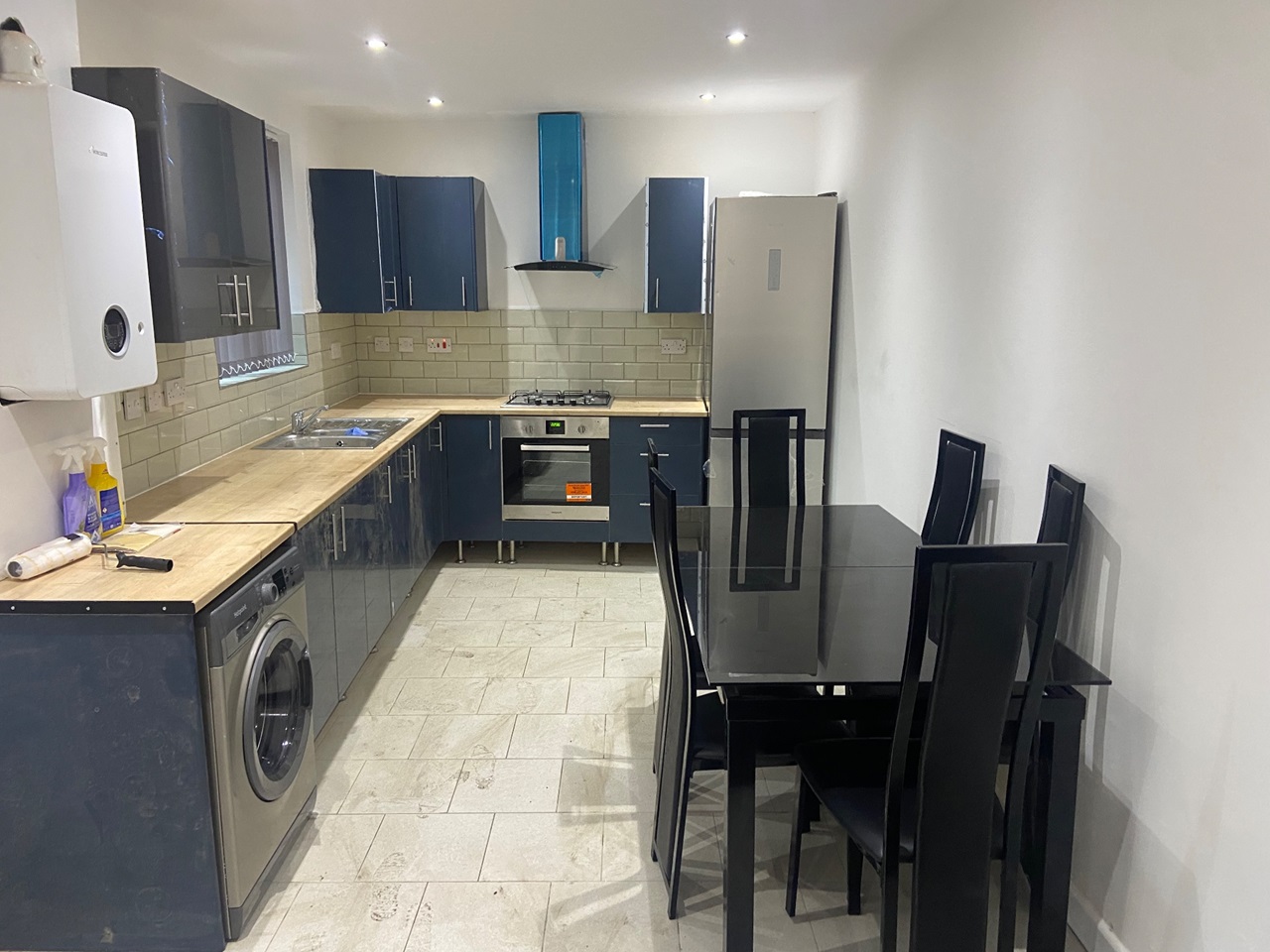 Additional image 2 of Room in a Shared House, Banff Road, M14, N1 7GU