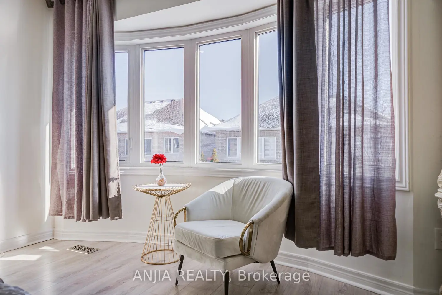 Additional image 5 of 203 James Ratcliff Avenue