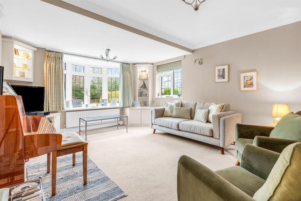 Additional image 2 of Canonsfield Road, Welwyn