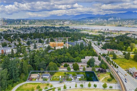 Additional image 3 of 10977 University Drive, Surrey, BC, V3T 3Z4