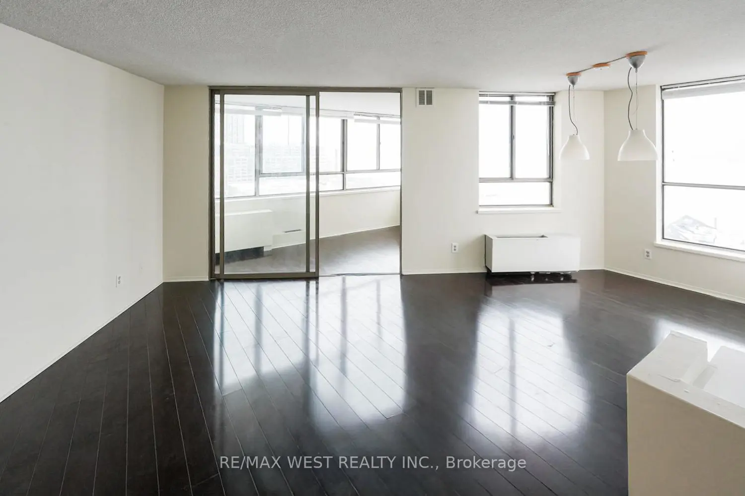 Additional image 4 of 260 Queens Quay W 1301