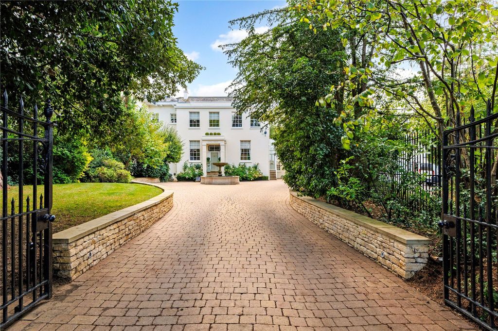 5 bed detached house for saleThe Park, Cheltenham, Gloucestershire GL50