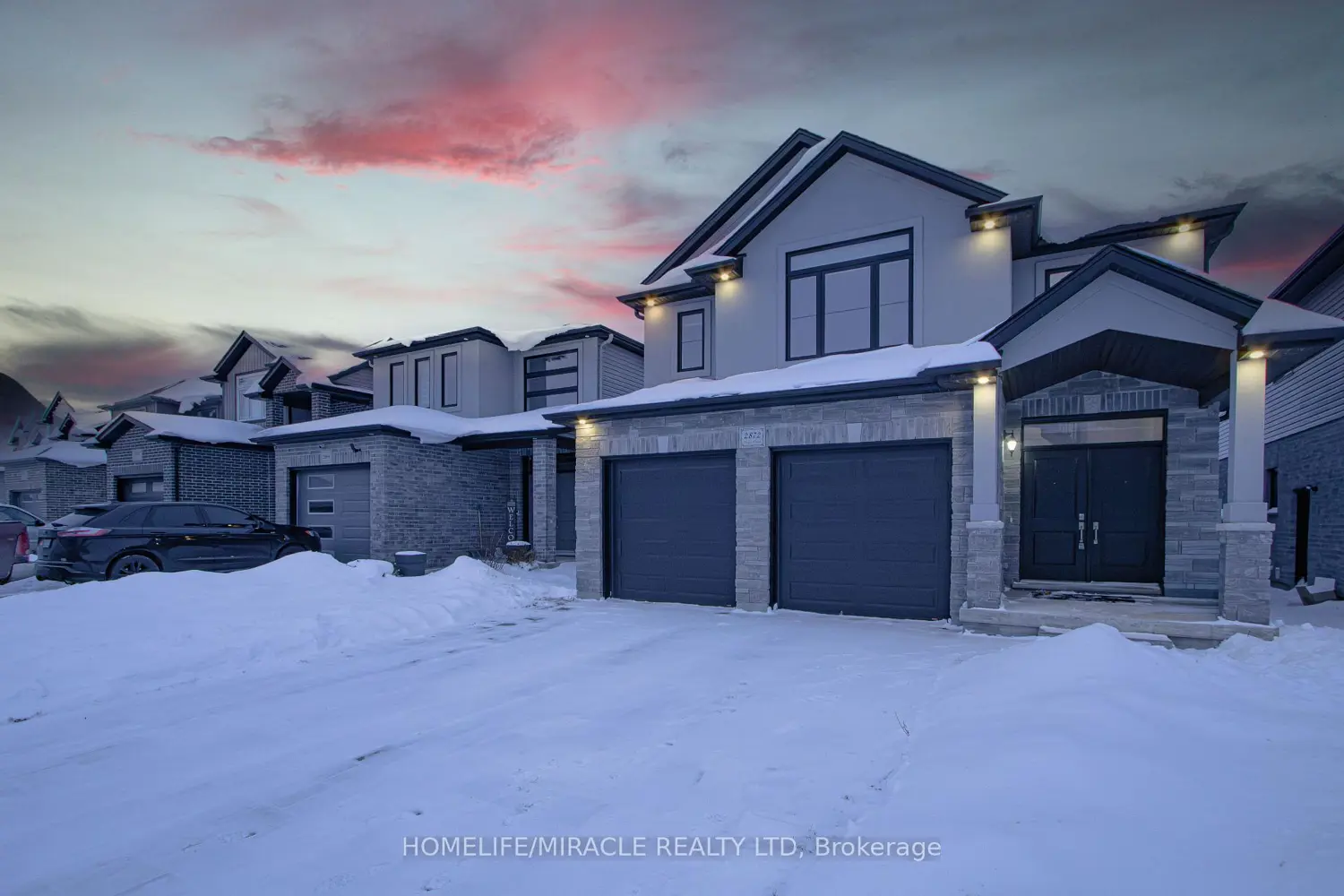 2872 Doyle Drive photo 3