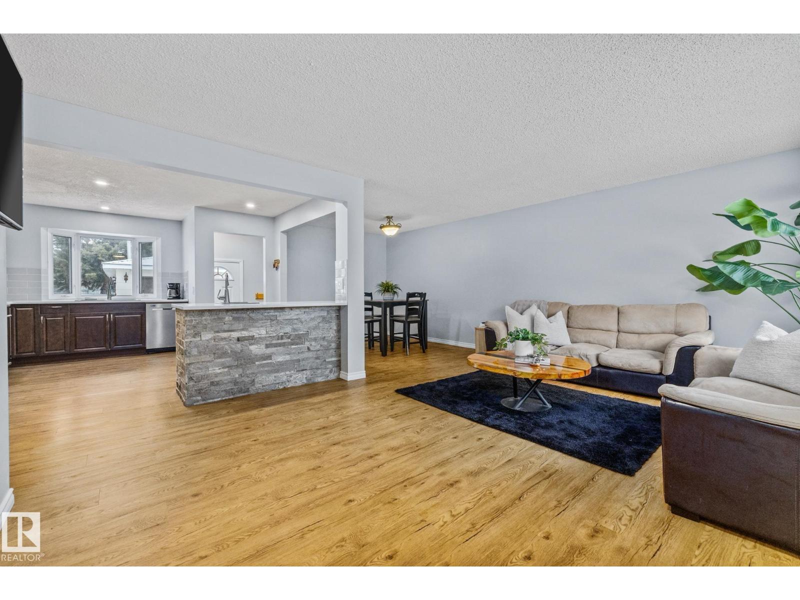 Additional image 3 of 4 Gilmore Avenue, Sherwood Park, AB, T8A2X8