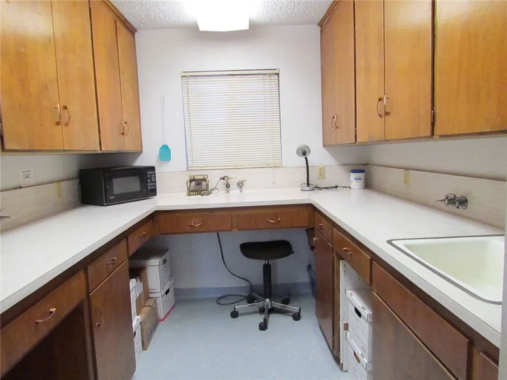 Additional image 13 of 756 G, Reedley, CA 93654