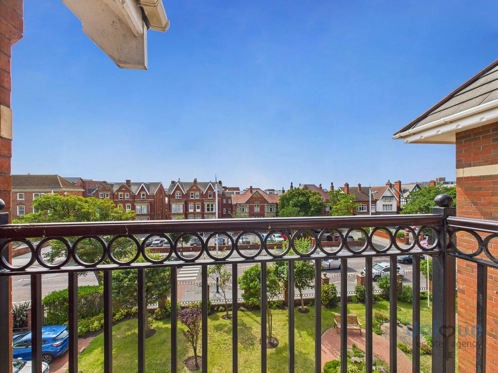 Additional image 4 of 2 bed flat for saleClifton Drive South, Lytham St. Annes FY8