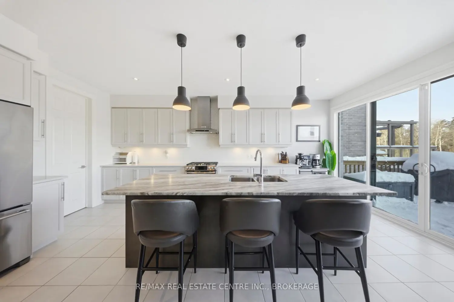 Additional image 9 of 357 Woodbine Avenue