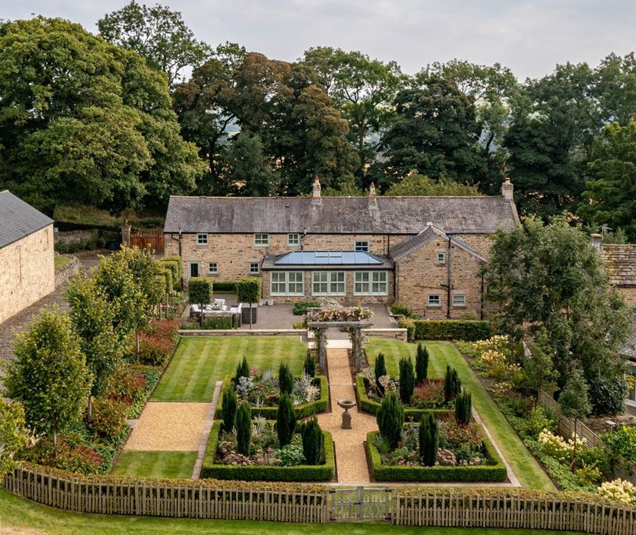 Primary image of 4 bed country house for salePeth House, Peth Bank, Lanchester, County Durham DH7