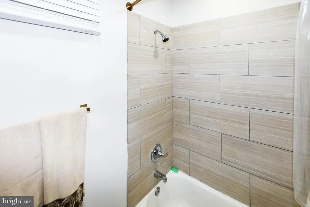 Additional image 10 of 554 Newcomb Street SE APT 4, Washington, DC 20032