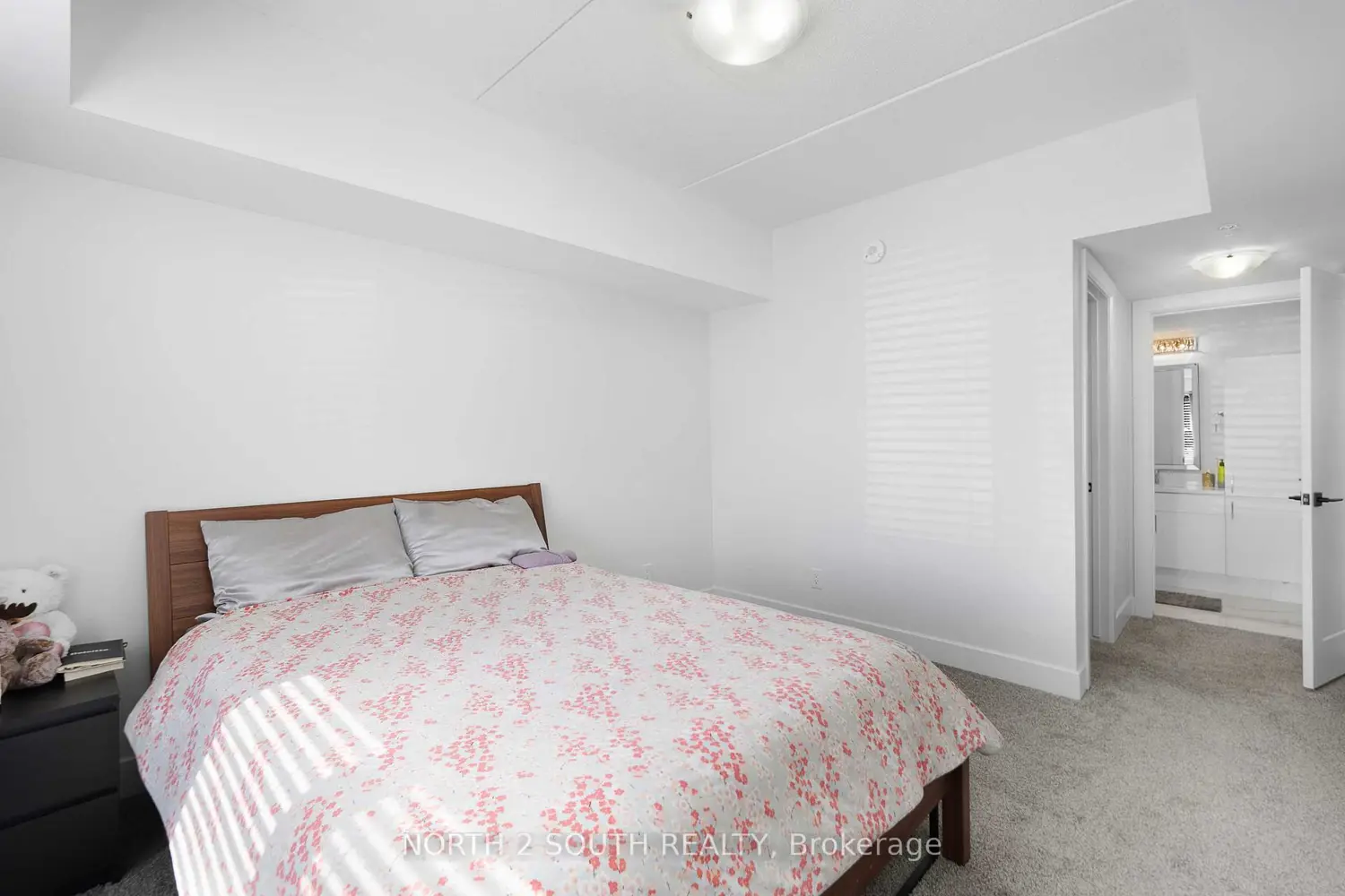 Additional image 12 of 2550 Sandwich West Parkway 102