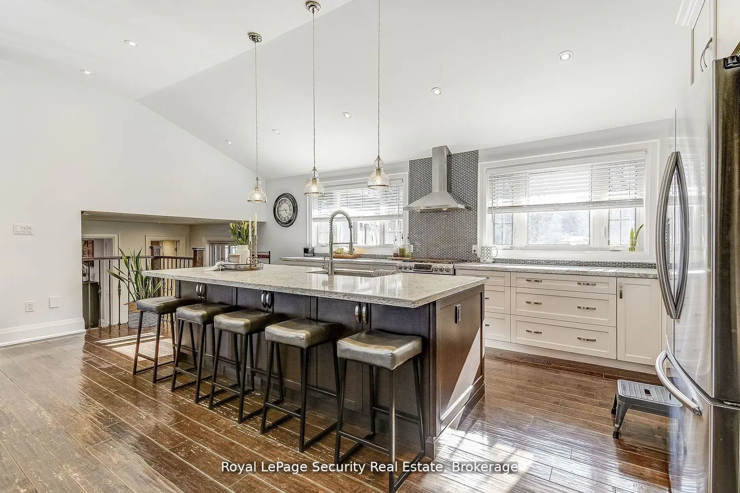 Additional image 6 of 11310 Trafalgar Road