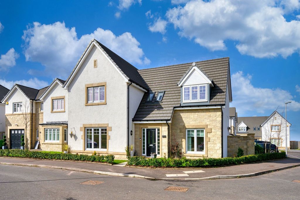 6 bed property for saleKyle Wynd, Newton Mearns G77