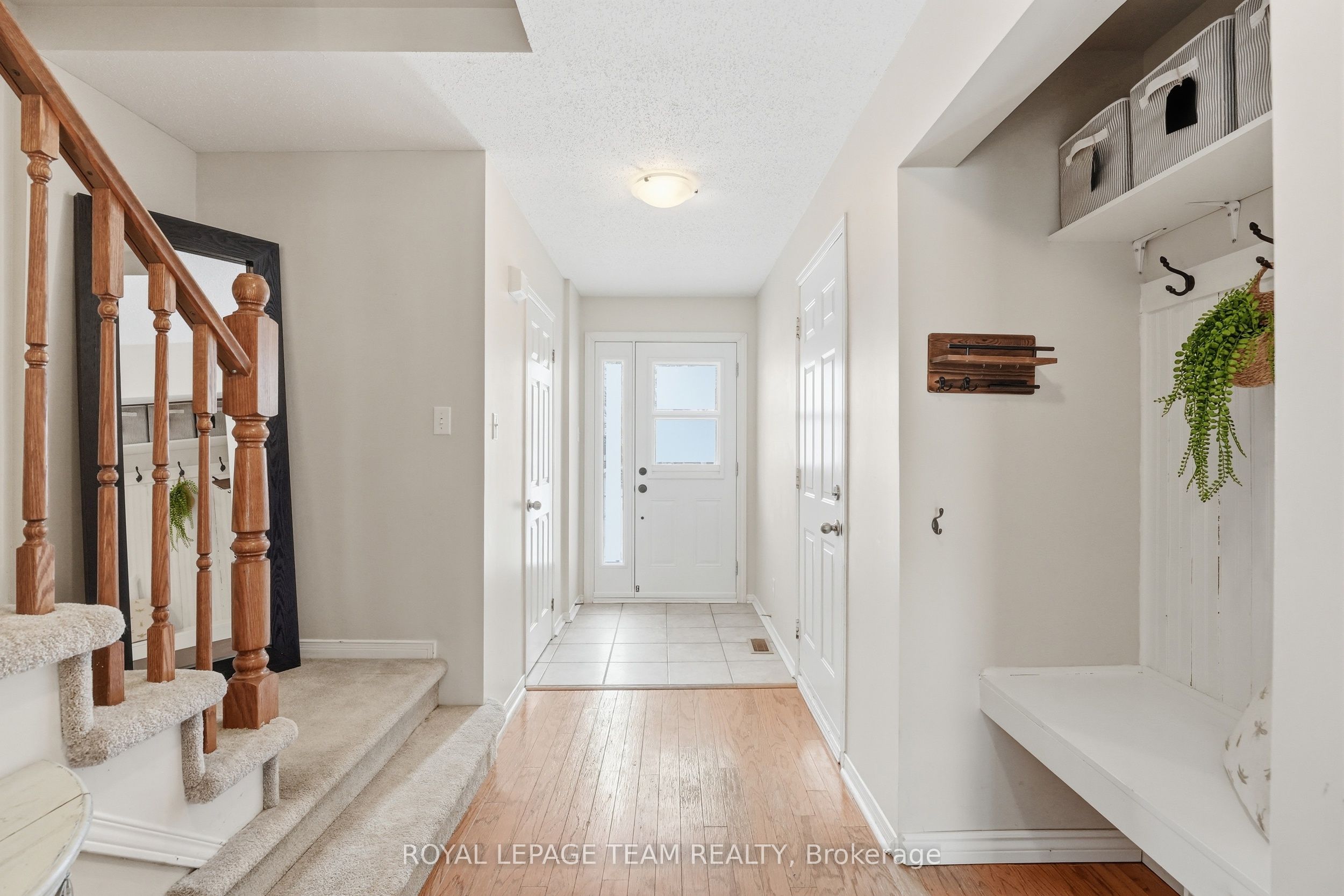 Additional image 3 of 11 Furlong Crescent, Ottawa, ON, K2M 2J1