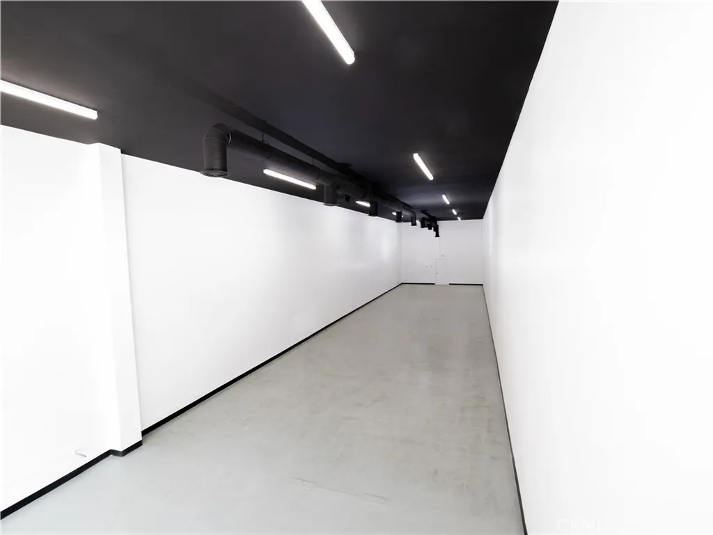 Additional image 3 of 212 N San Fernando Boulevard, Burbank, CA 91502