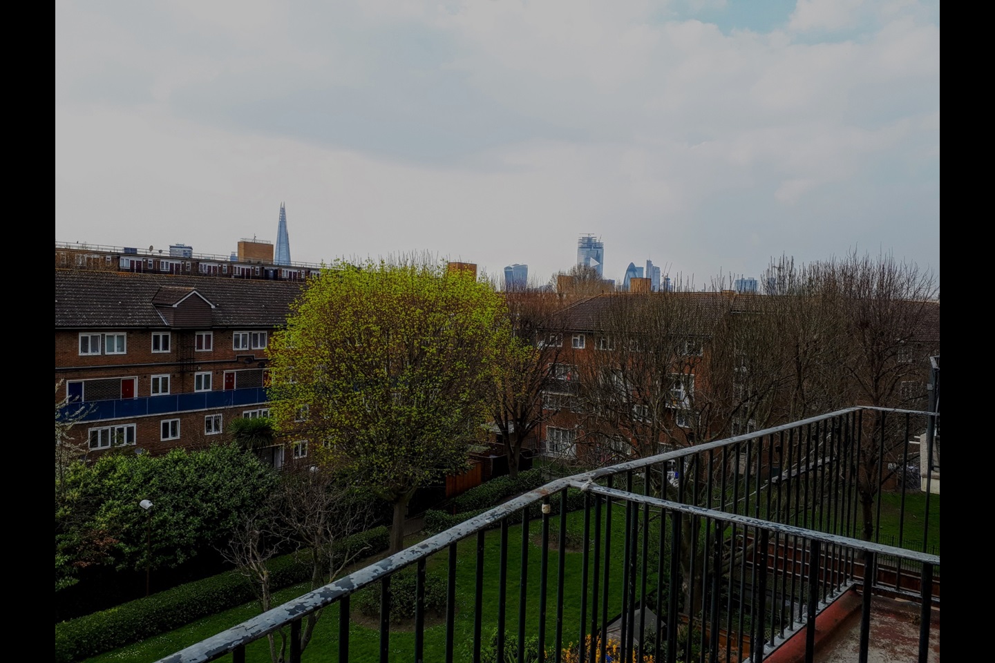 3 Bed Flat, Slippers Place, SE16, N1 7GU