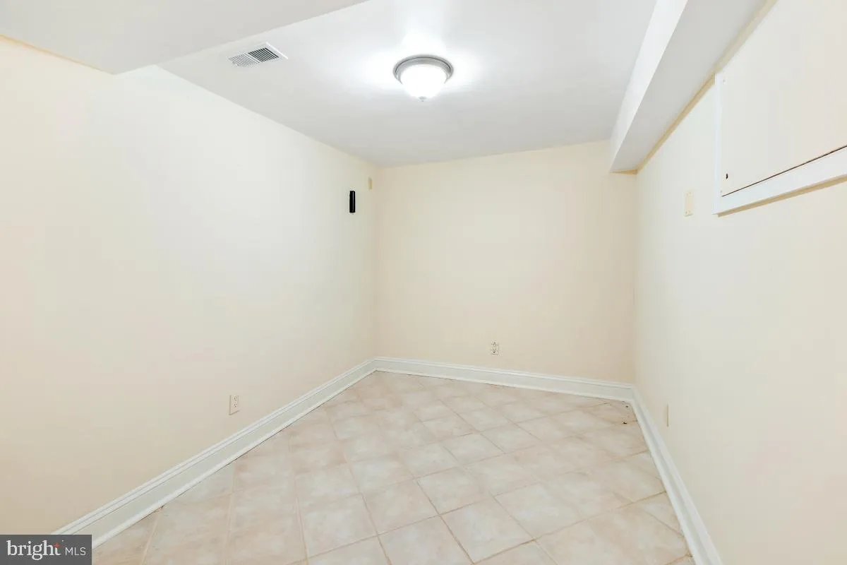 Additional image 99 of 4900 Indian Lane NW, Washington, DC 20016