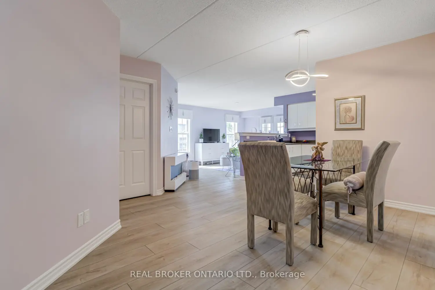 Additional image 3 of 1460 Bishops Gate 313