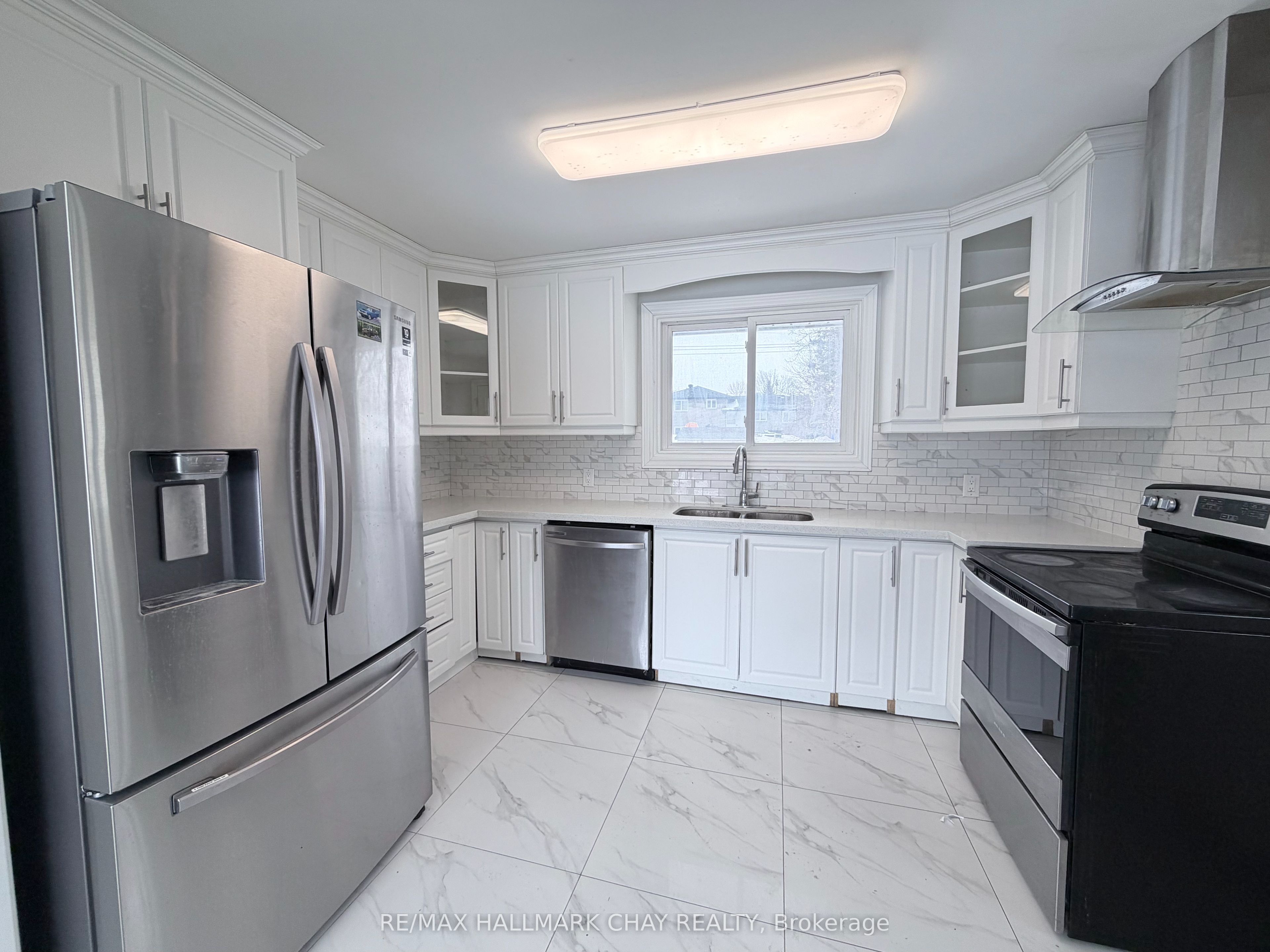 Additional image 6 of Main-152 Rose Street, Barrie, ON, L4M 2T7