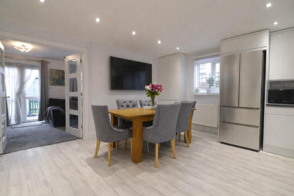 Additional image 6 of Hare Lane, Hatfield