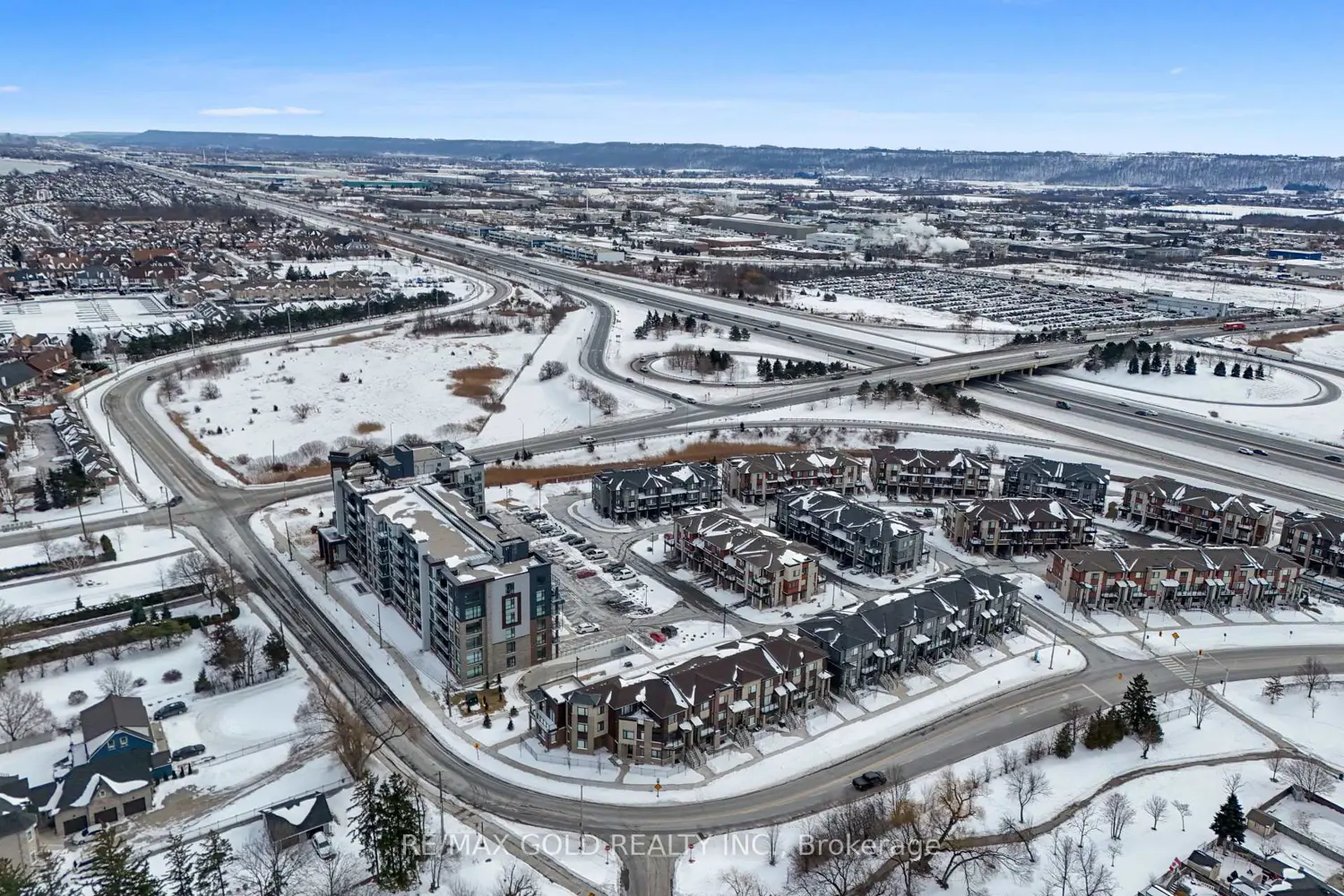 Additional image 18 of 600 North Service Road 506