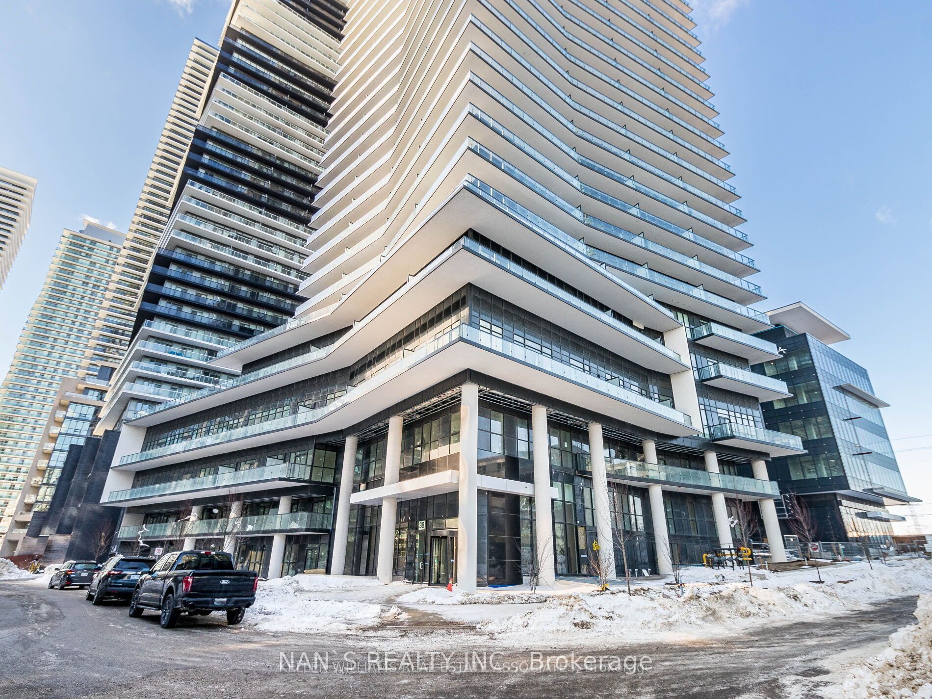 1810-38 Annie Craig Drive, Toronto, ON, M8V 0G9