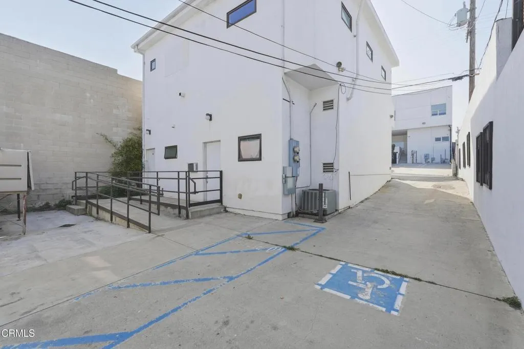 Additional image 65 of 137 Arena Street, El Segundo, CA 90245