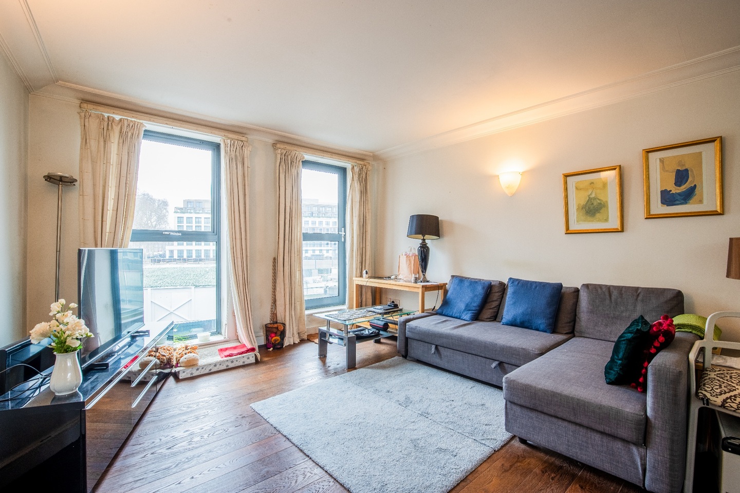 2 Bed Flat, Ebury Bridge Road, SW1W, N1 7GU