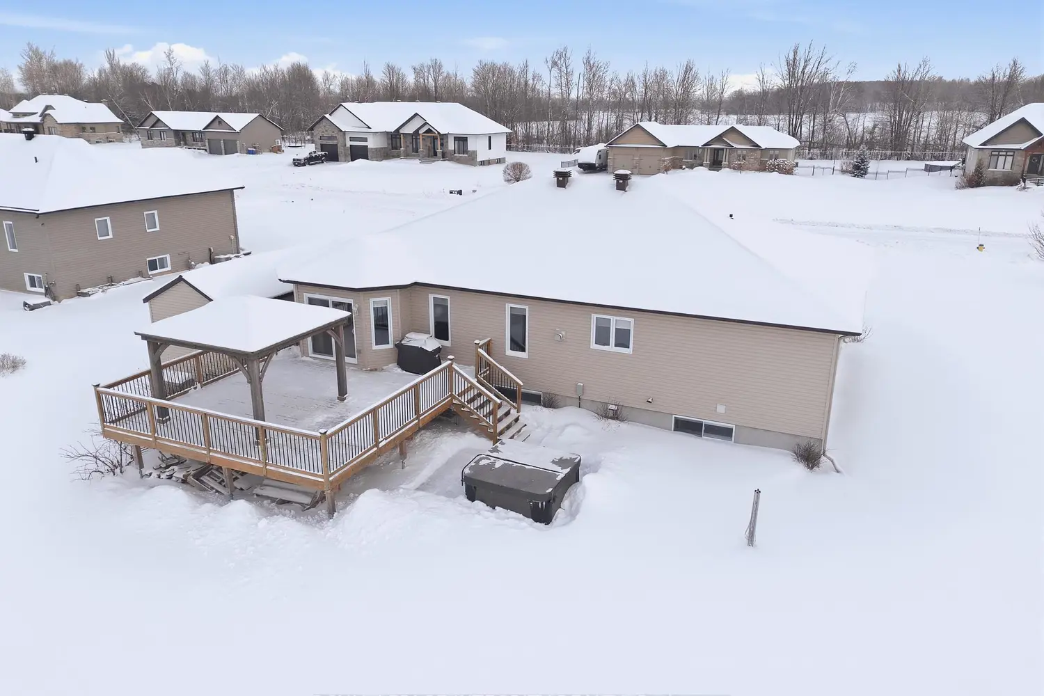 Additional image 3 of 251 Rue Des Violettes Street